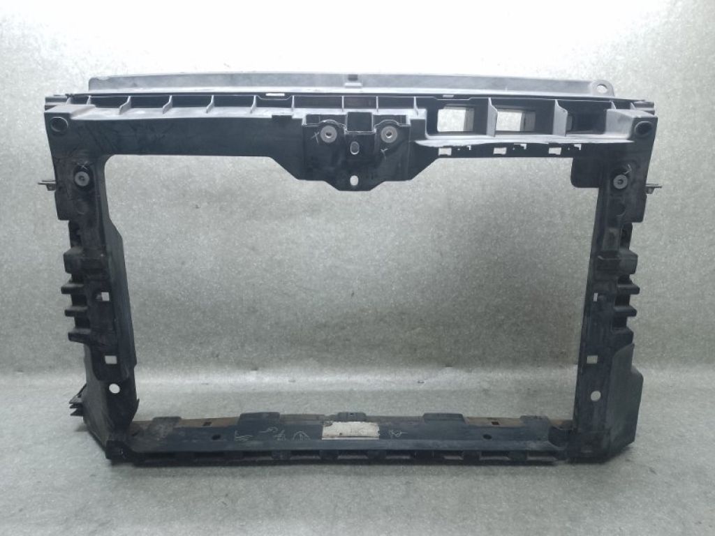 561805588B 9B9 | Панель передняя VOLKSWAGEN PASSAT B7 11-15