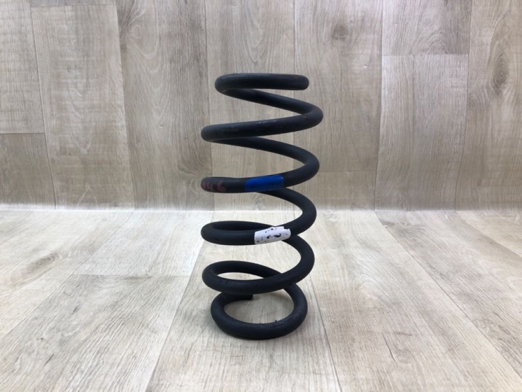 48231-76010 | Пружина задньої підвіски LEXUS CT200 11-17