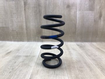 Пружина задньої підвіски LEXUS CT200 11-17