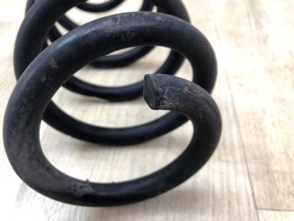 48231-76010 | Пружина задньої підвіски LEXUS CT200 11-17 - Фото 3