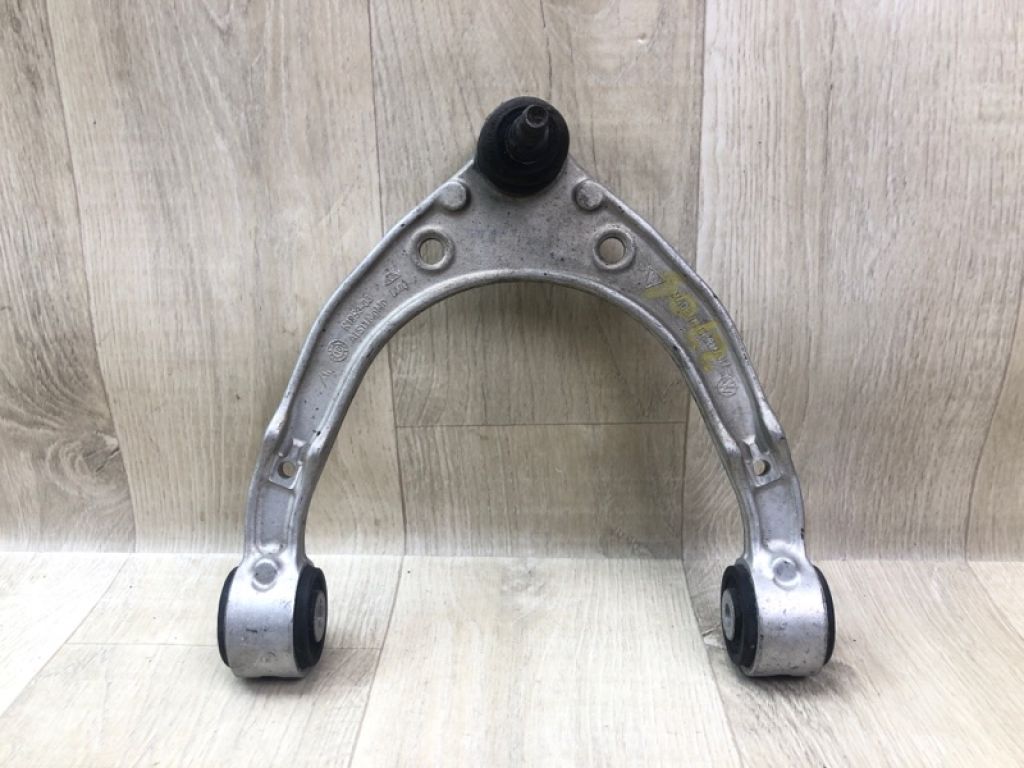 7P0 407 021 | Важіль передньої підвіски верхній прав. VOLKSWAGEN TOUAREG 10-17