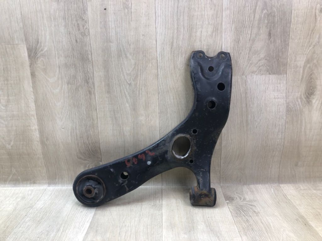 48069-47050 | Рычаг передней подвески нижний лев. TOYOTA PRIUS - 30 09-17