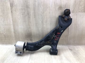 Важіль передньої підвіски нижній прав. CHEVROLET EQUINOX 09-17