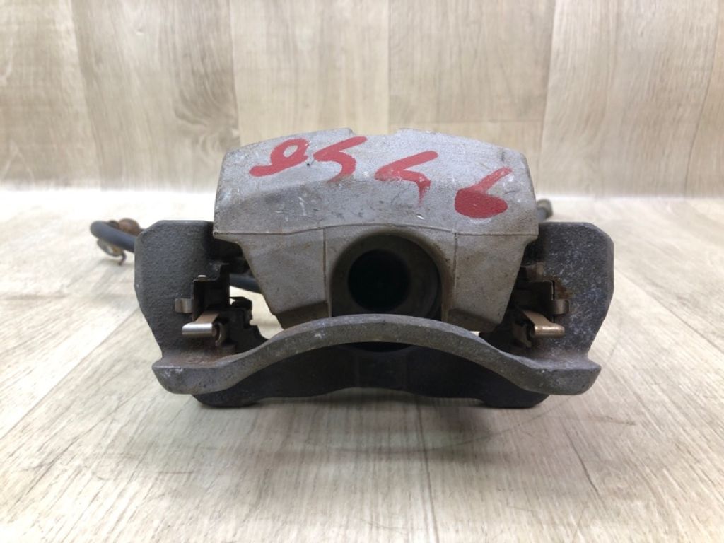 47730-47060 | Супорт гальмівний передн. прав. LEXUS CT200 11-17 - Фото 2