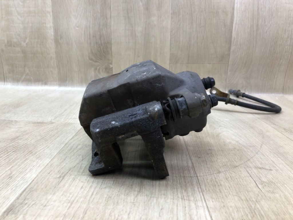 47730-47060 | Супорт гальмівний передн. прав. LEXUS CT200 11-17 - Фото 3