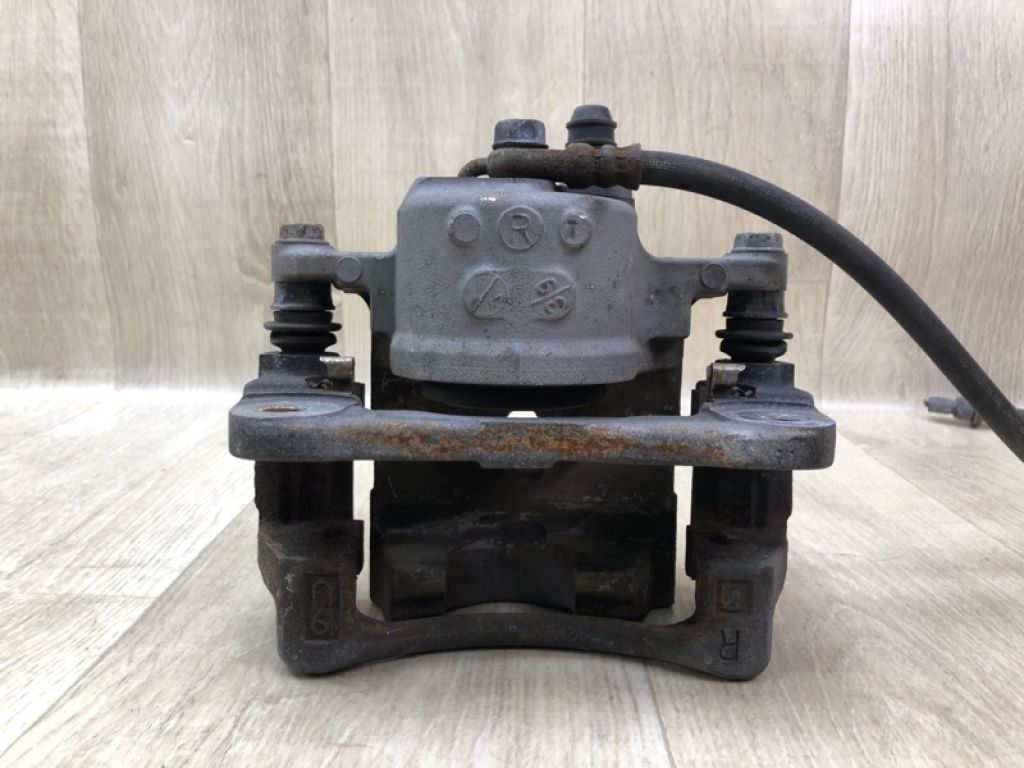 47730-47060 | Супорт гальмівний передн. прав. LEXUS CT200 11-17 - Фото 5