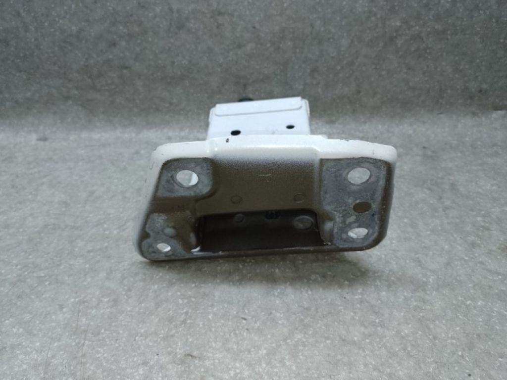 G51143NFMA | Кронштейн підсилювача переднього бампера прав. NISSAN LEAF 10-17 - Фото 2