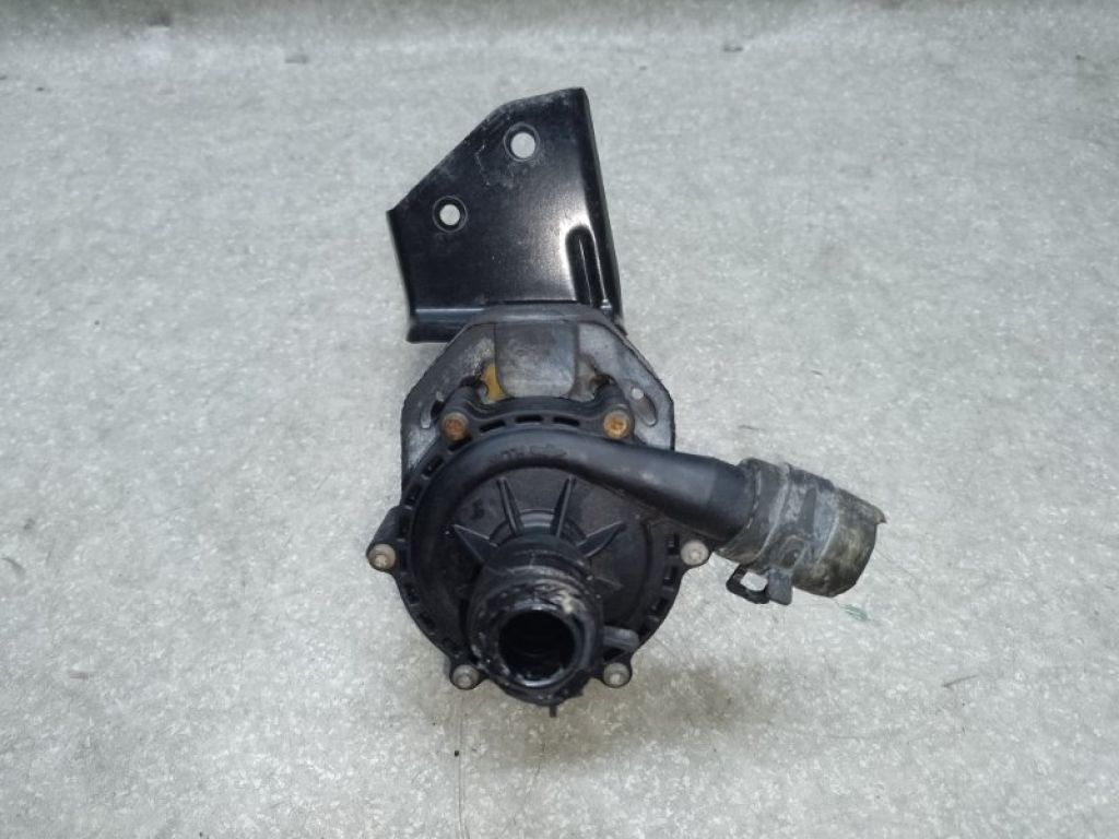 215813NF0A | Помпа охолодження електрична NISSAN LEAF 10-17