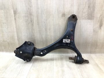 Важіль передньої підвіски нижній прав. ACURA TLX 14-17