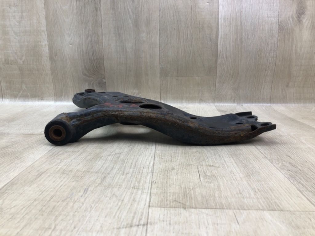 48068-47050 | Важіль передньої підвіски нижній прав. LEXUS CT200 11-17 - Фото 2