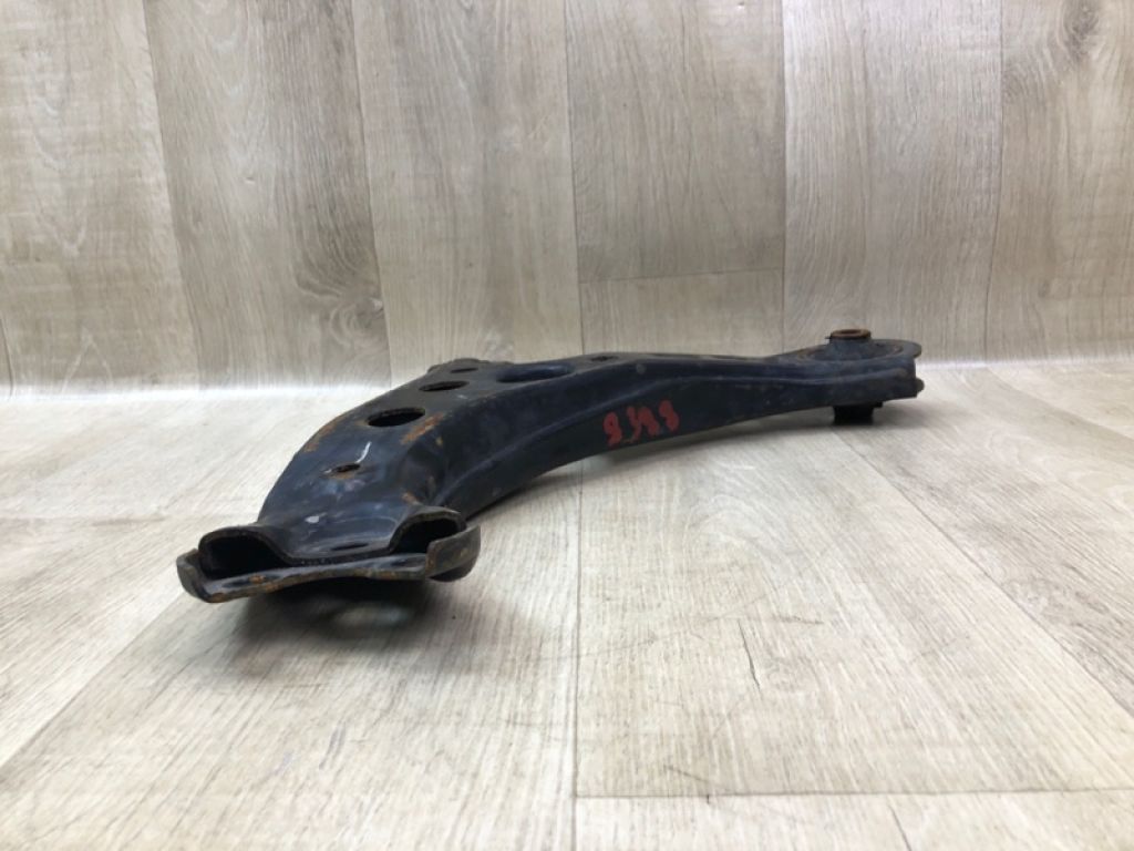 48068-47060 | Важіль передньої підвіски нижній прав. TOYOTA PRIUS 16- - Фото 3