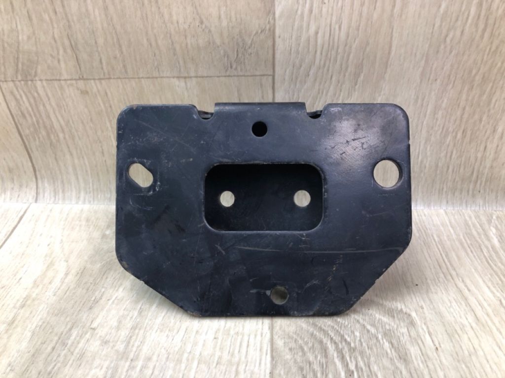 85221-1AA0A | Кронштейн підсилювача заднього бампера лів. NISSAN MURANO Z51 07-14 - Фото 4