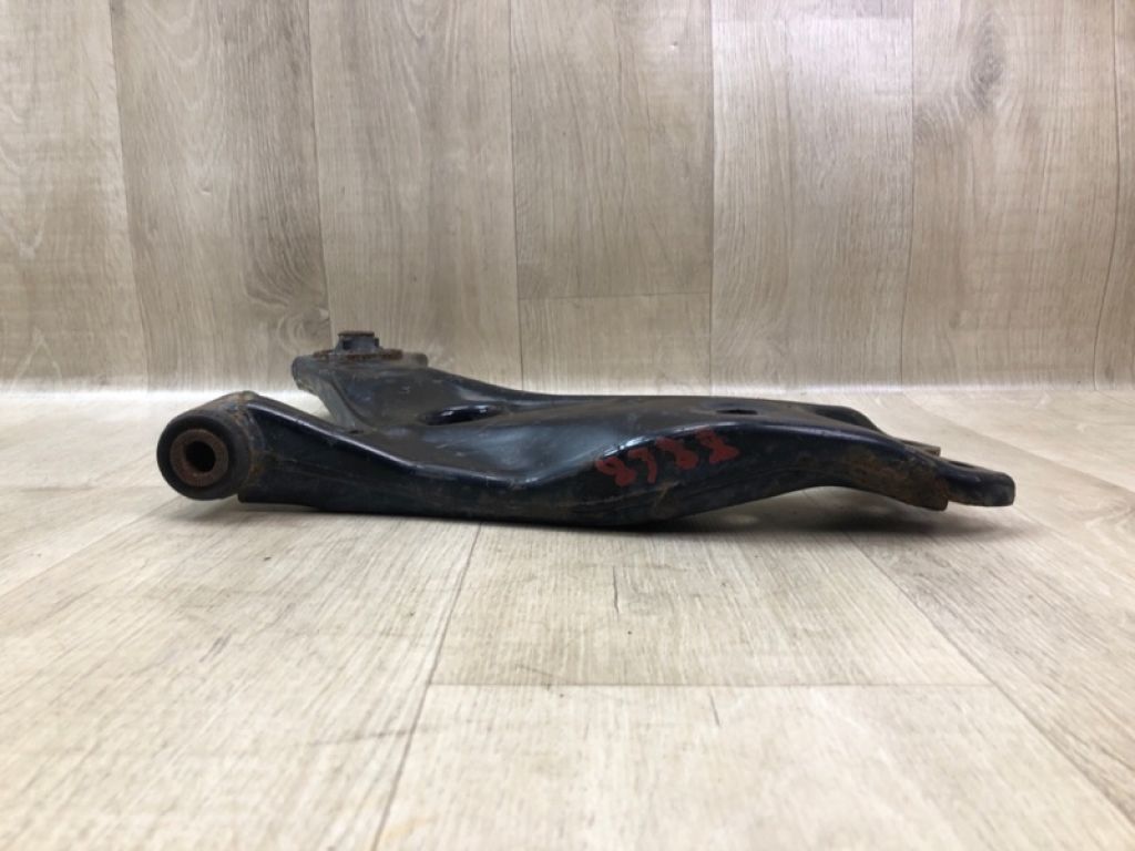 48069-47060 | Важіль передньої підвіски нижній лів. TOYOTA PRIUS 16- - Фото 2