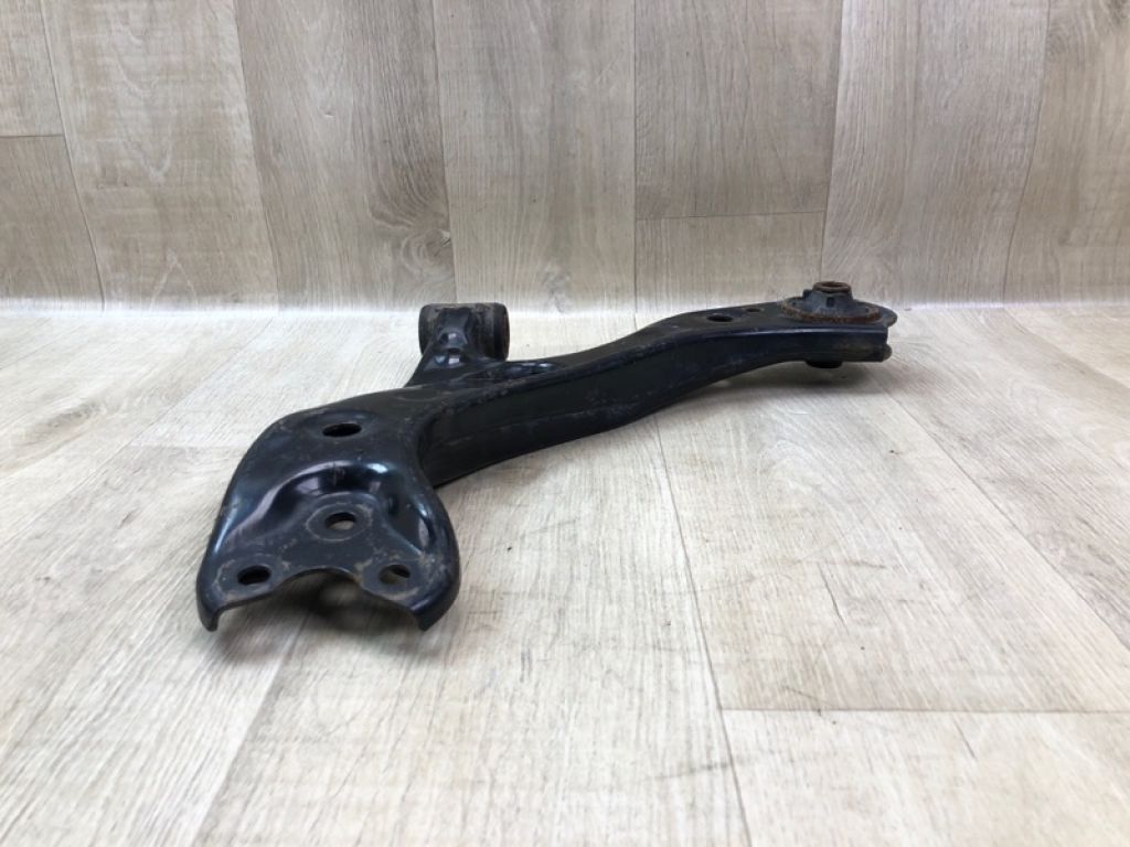 48069-47060 | Важіль передньої підвіски нижній лів. TOYOTA PRIUS 16- - Фото 3