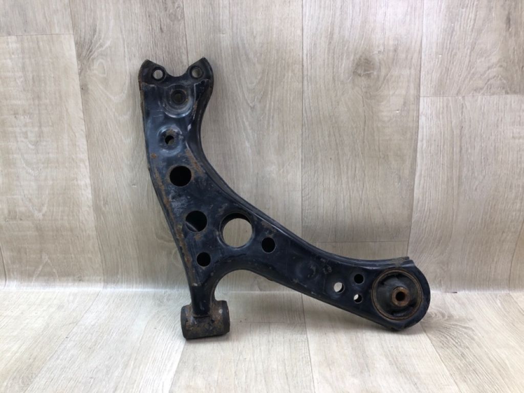 48069-47060 | Важіль передньої підвіски нижній лів. TOYOTA PRIUS 16- - Фото 4