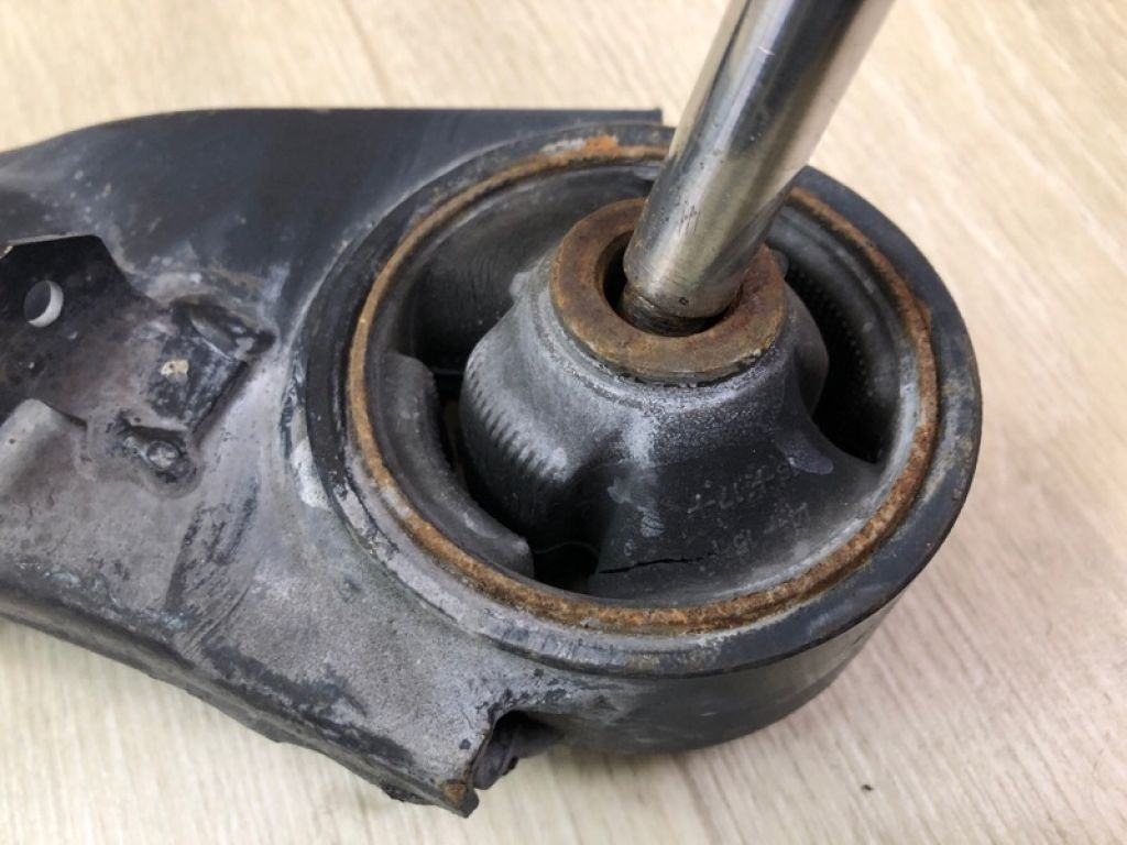 54500-C6000 | Рычаг передней подвески нижний лев. KIA SORENTO UM 14- - Фото 7