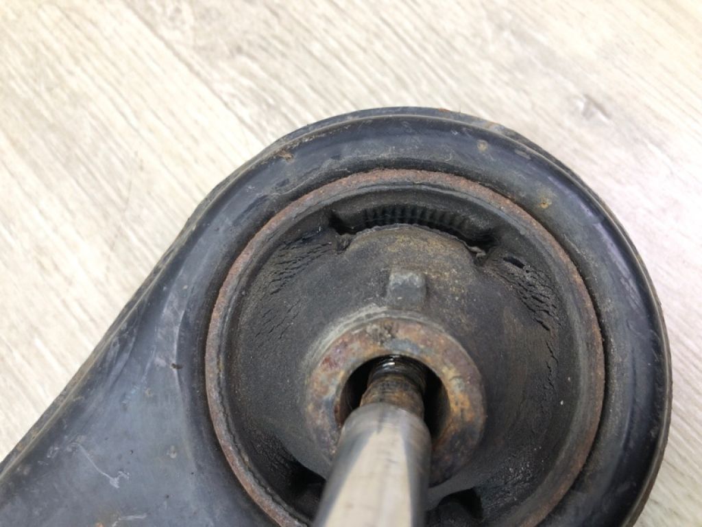 48068-42050 | Важіль передньої підвіски нижній прав. TOYOTA RAV4 05-12 - Фото 7