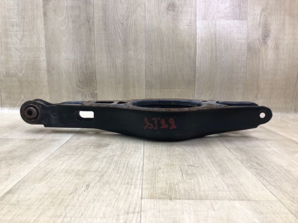 48730-47010 | Важіль задньої підвіски нижній поперечний TOYOTA PRIUS 16- - Фото 2