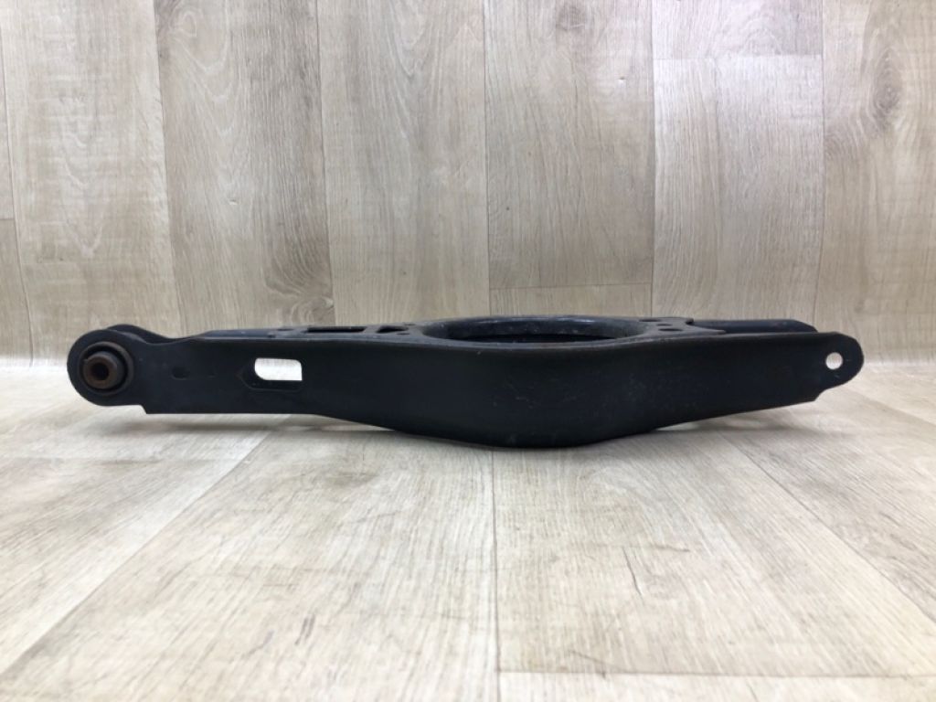 48730-06120 | Важіль задньої підвіски нижній поперечний прав. TOYOTA CAMRY 70 17- - Фото 2