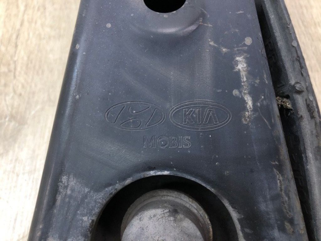 55220-C5050 | Важіль задньої підвіски нижній поперечний прав. KIA SORENTO UM 14- - Фото 5