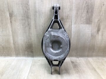 Важіль задньої підвіски нижній поперечний прав. INFINITI FX/QX70 S51 08-17