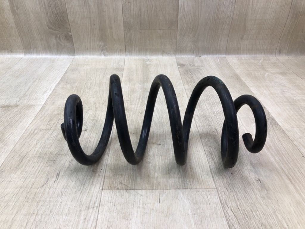 55020-JM10A | Пружина задньої підвіски NISSAN ROGUE 08-15 - Фото 2