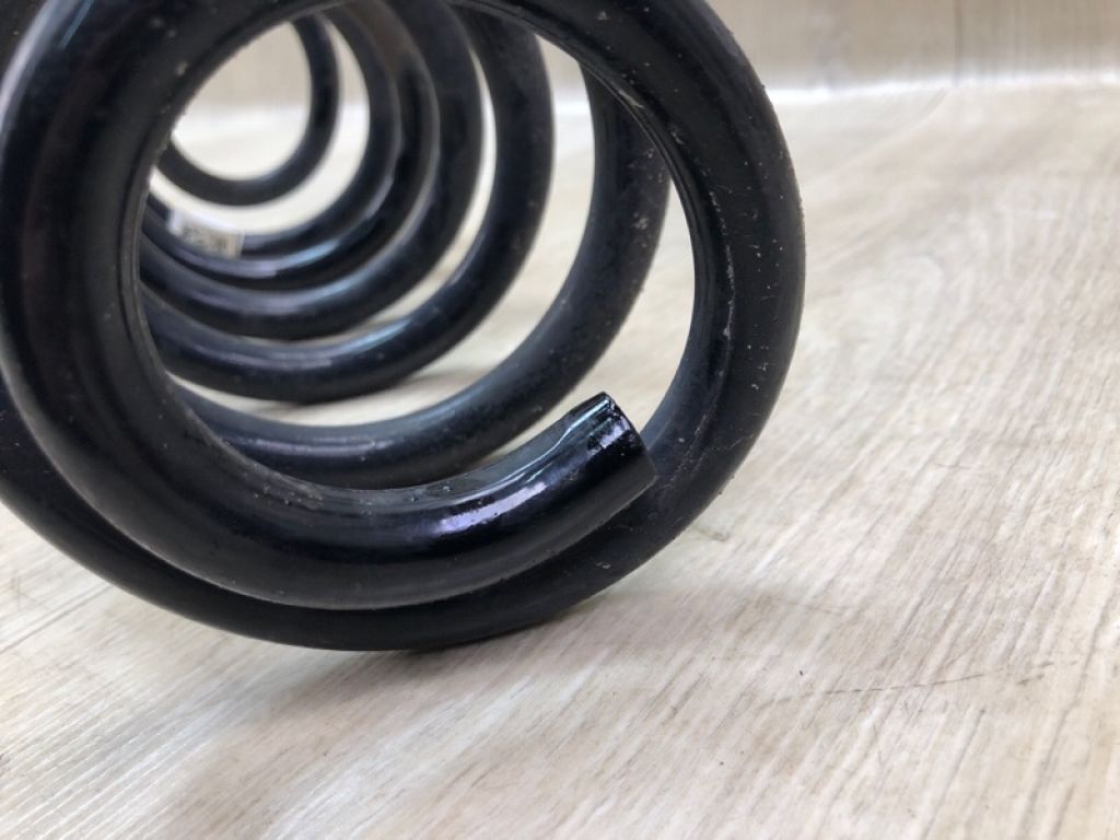 5QN511115E | Пружина задньої підвіски VOLKSWAGEN TIGUAN 16-23 - Фото 3