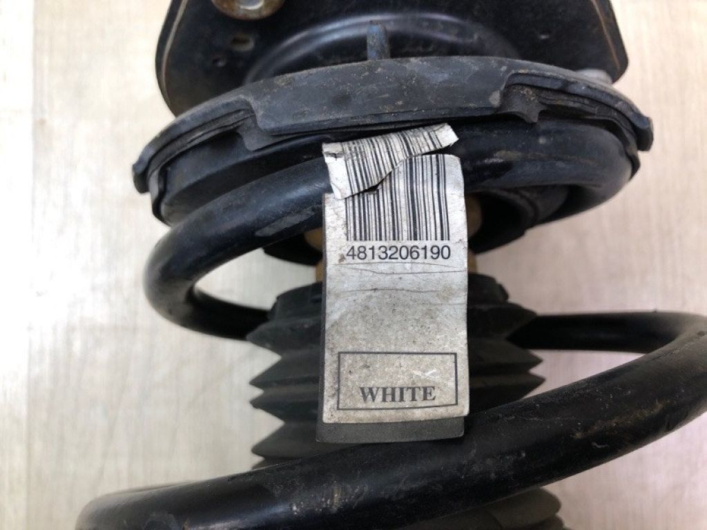 48520-09Z60 | Амортизатор передн. лів. TOYOTA CAMRY 50 12-15 - Фото 8