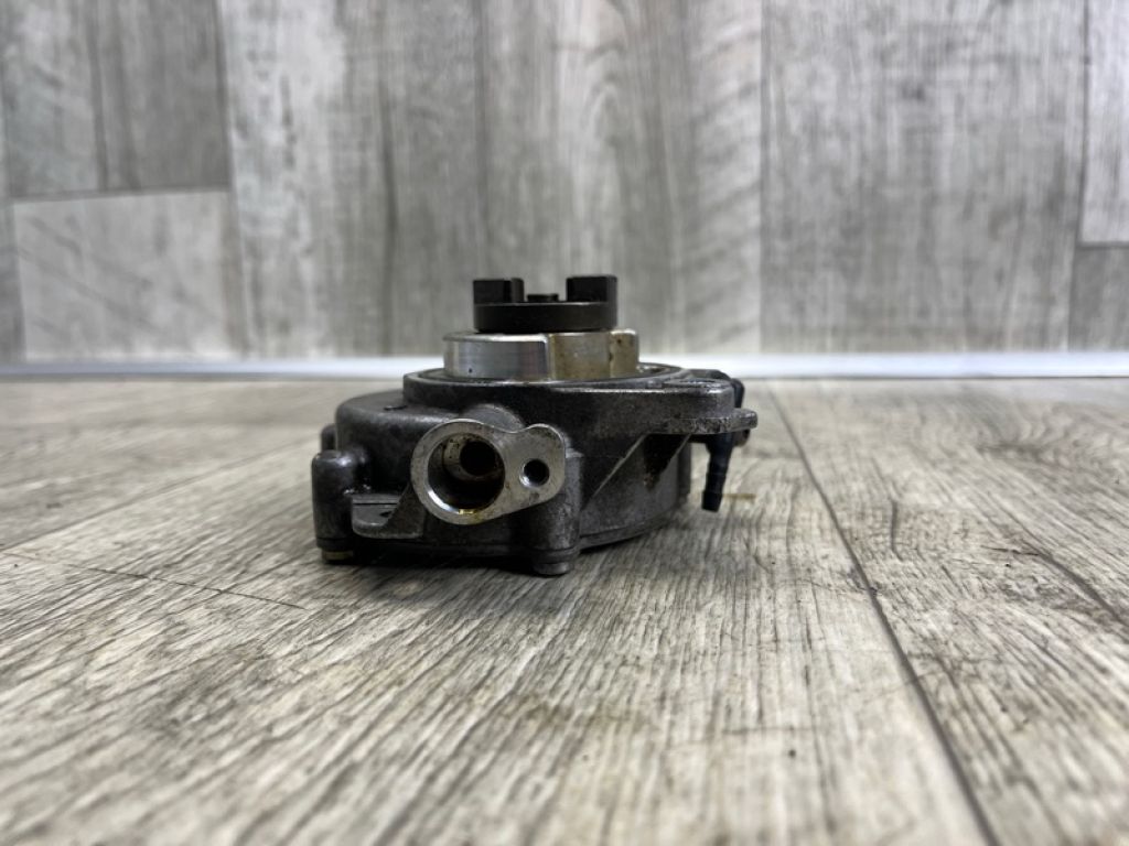 11 66 7 586 424 | Вакуумний насос MINI COUNTRYMAN R60 10-16 - Фото 3