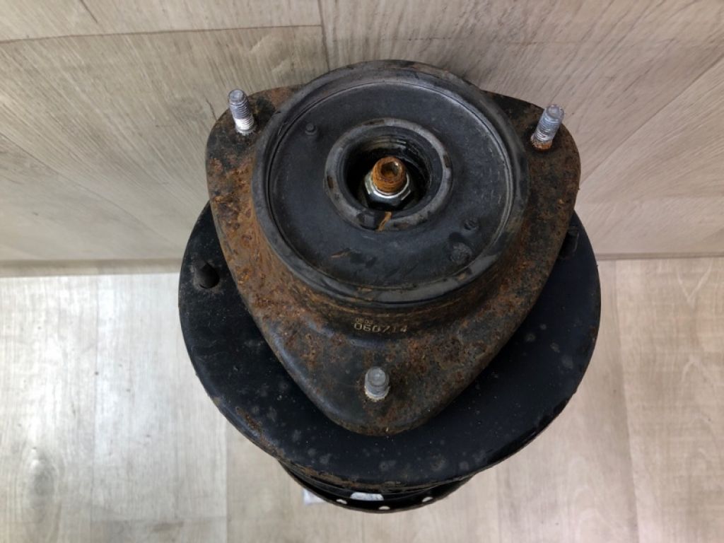 20310AL06A | Амортизатор передн. прав. SUBARU LEGACY BN 14-18 - Фото 3