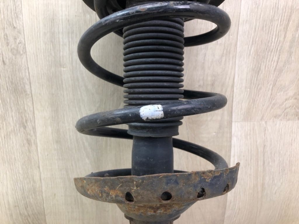 20310AL06A | Амортизатор передн. прав. SUBARU LEGACY BN 14-18 - Фото 4