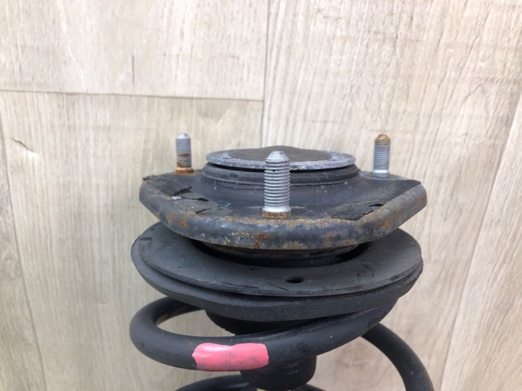 48510-79225 | Амортизатор передн. прав. LEXUS CT200 11-17 - Фото 2