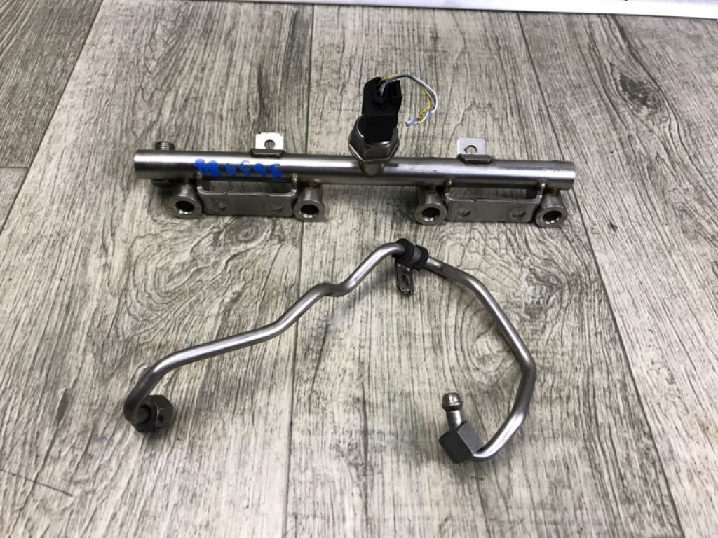 13537630645 | Паливна рейка MINI COUNTRYMAN R60 10-16