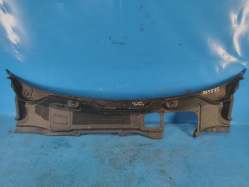 Пластик під лобове скло / Жабо LAND ROVER DISCOVERY Sport 15-19