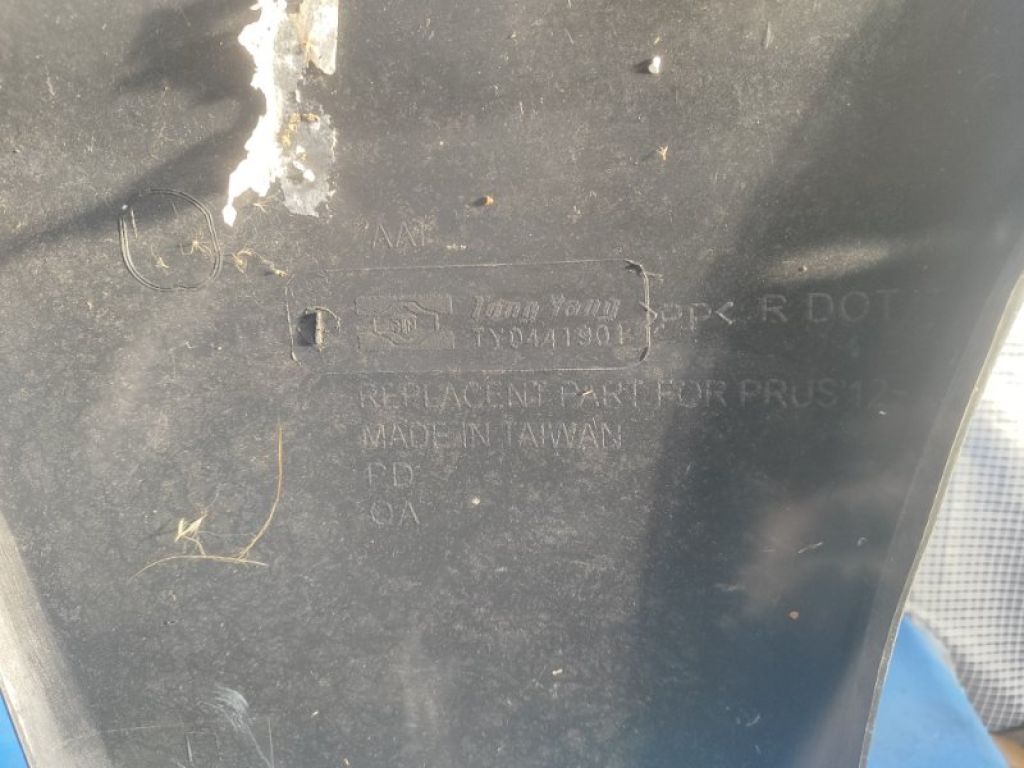 52119-47929 | Бампер передній TOYOTA PRIUS PLUS 11-14 - Фото 9