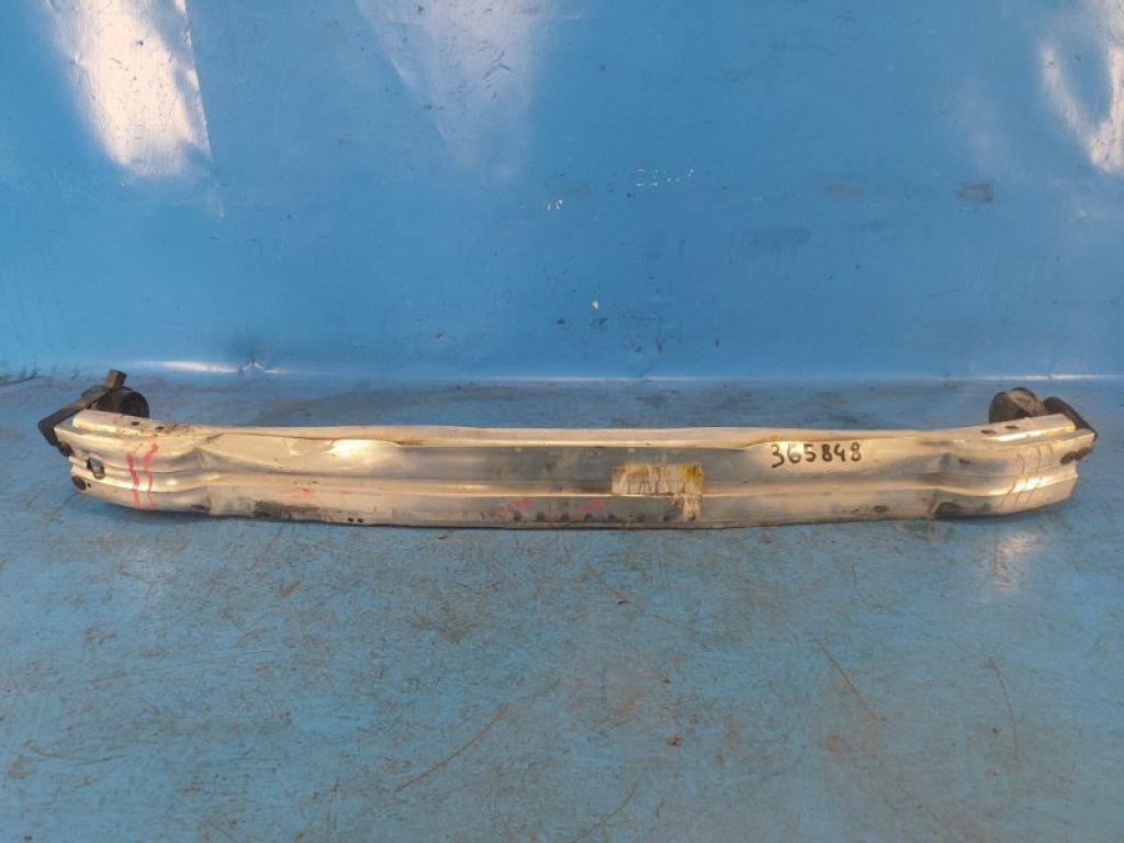 8K0 807 113 F | Підсилювач переднього бампера AUDI A4 08-15