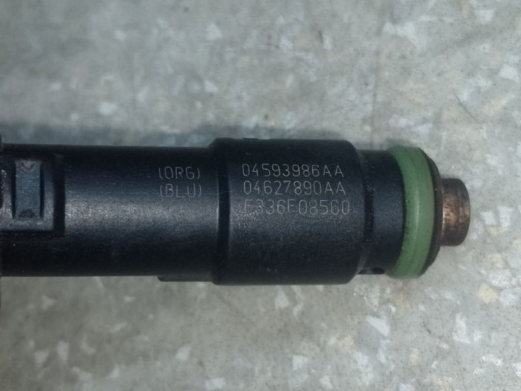 4593986AA | Форсунка паливна CHRYSLER 200 14-16 - Фото 3