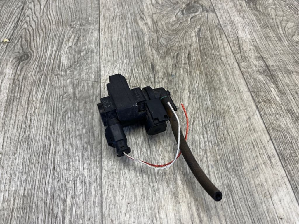 11 65 7 599 547 | Соленоїд управління турбіною MINI COUNTRYMAN R60 10-16