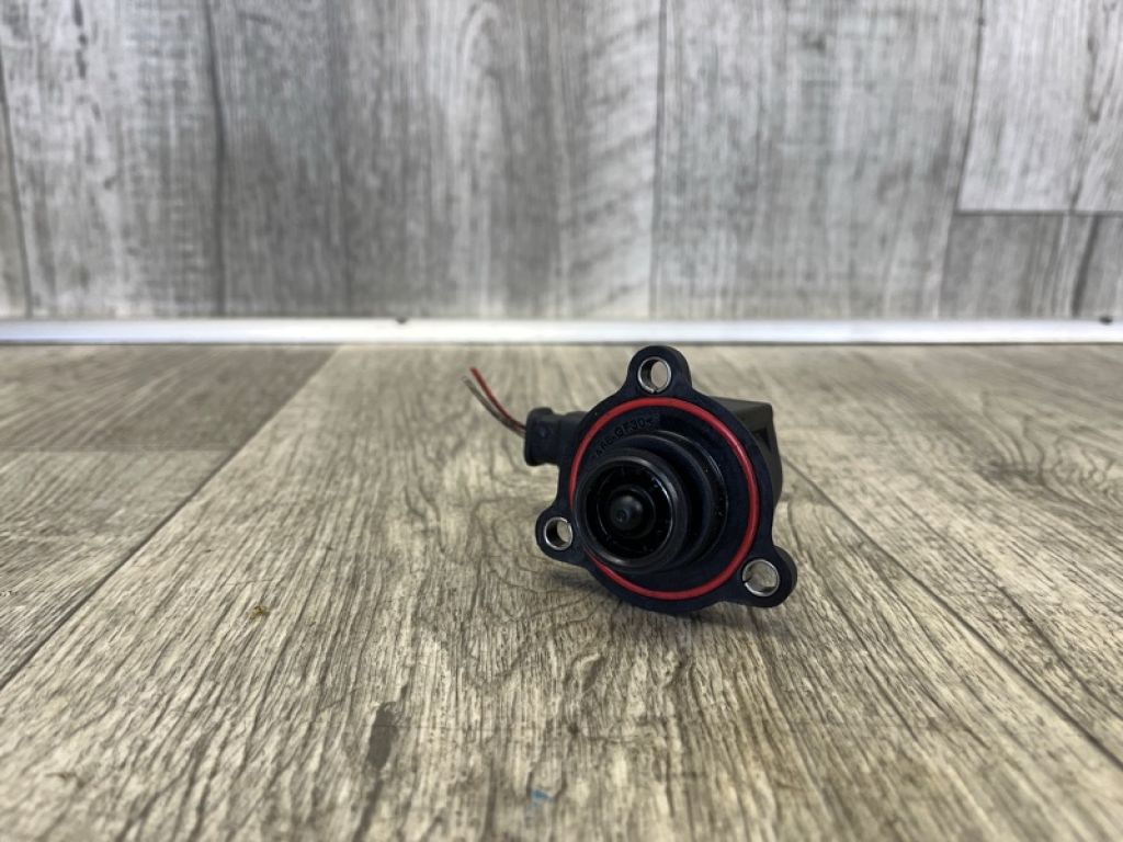 11 65 7 593 273 | Клапан електромагнітний (вакуумний) MINI COUNTRYMAN R60 10-16 - Фото 2