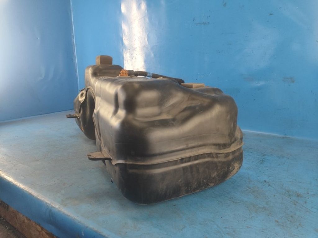 K8D2-9K007-CD | Паливний бак LAND ROVER EVOQUE 19- - Фото 4