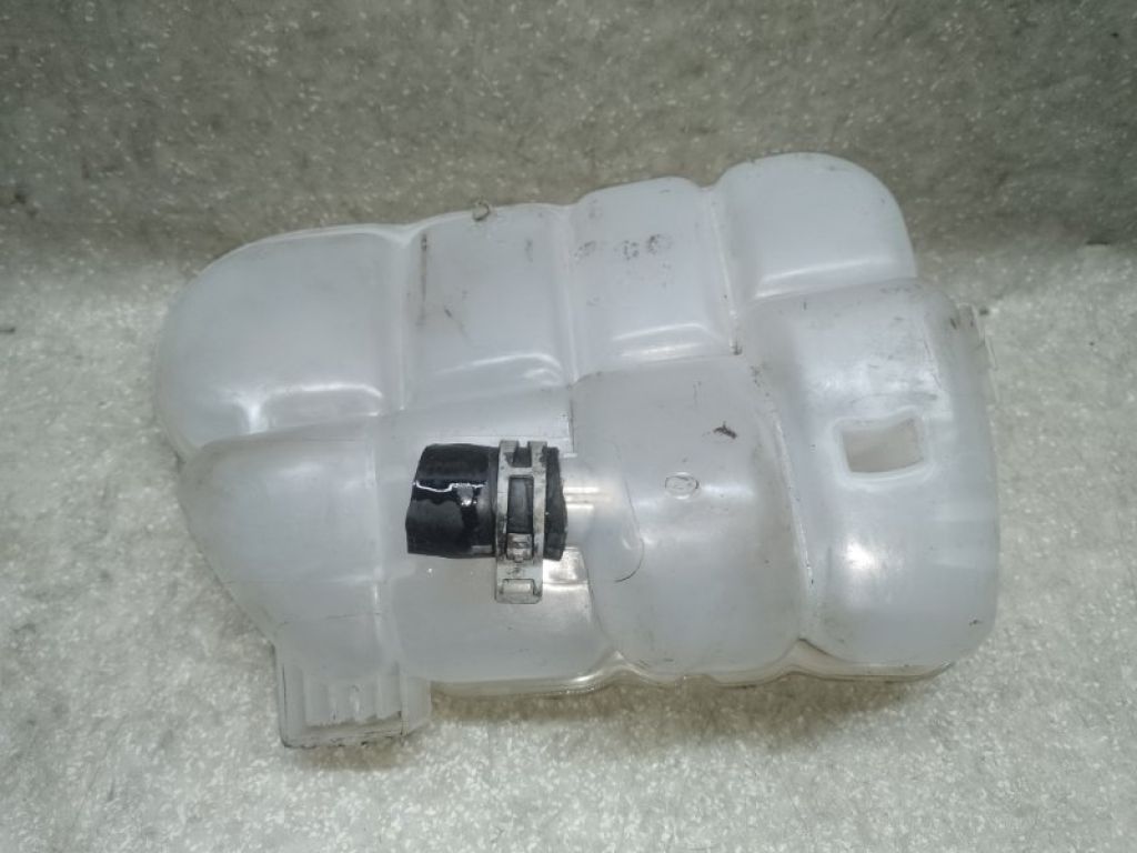 CV6Z-8A080-C | Бачок розширювальний FORD ESCAPE 12-19 - Фото 2