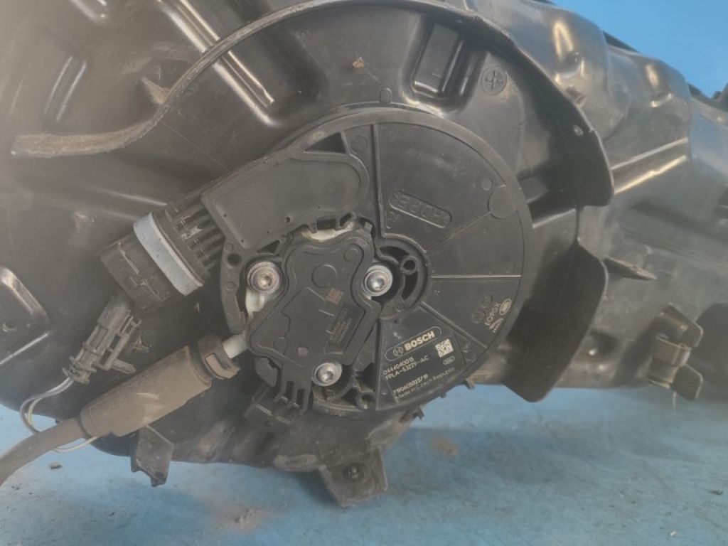 K8D2-5J228-AB | Паливний бак LAND ROVER EVOQUE 19- - Фото 11