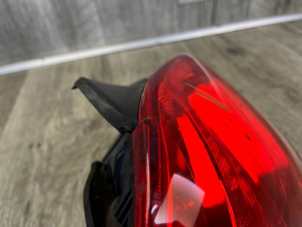 81560AC090 | Ліхтар зовнішній задн. лів. TOYOTA AVALON 05-12 - Фото 2