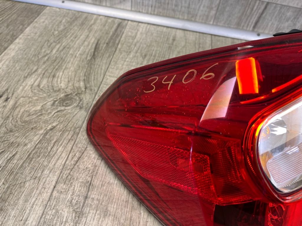 84912FJ070 | Ліхтар зовнішній задн. лів. SUBARU CROSSTREK 12-17 - Фото 4