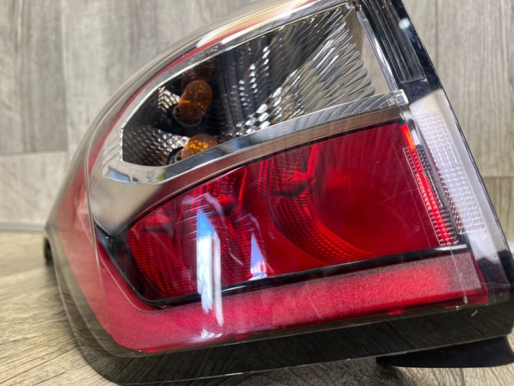 GJ5Z-13405-C | Ліхтар зовнішній задн. лів. FORD ESCAPE 12-19 - Фото 2