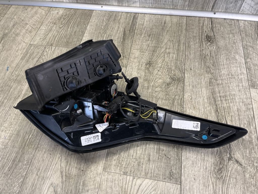 GJ5Z-13405-C | Ліхтар зовнішній задн. лів. FORD ESCAPE 12-19 - Фото 5