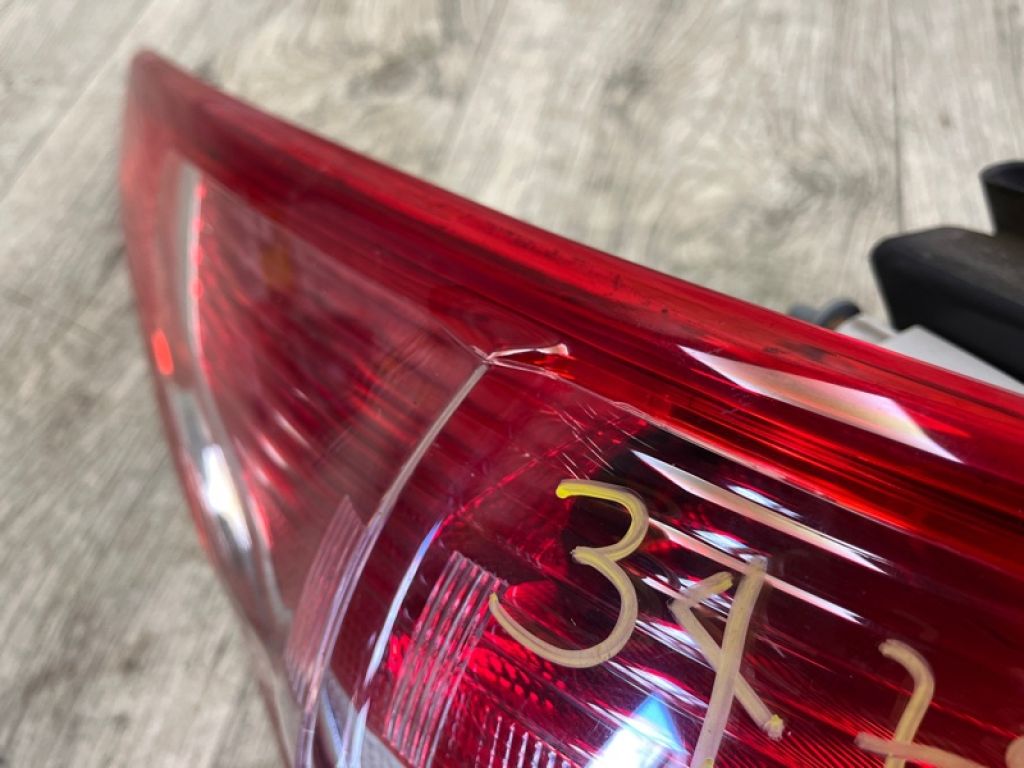 CJ5Z-13405-B | Ліхтар зовнішній задн. лів. FORD ESCAPE 12-19 - Фото 4