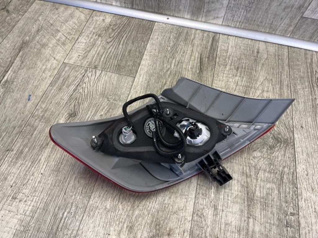 8155006470 | Ліхтар зовнішній задн. прав. TOYOTA CAMRY 50 12-15 - Фото 7