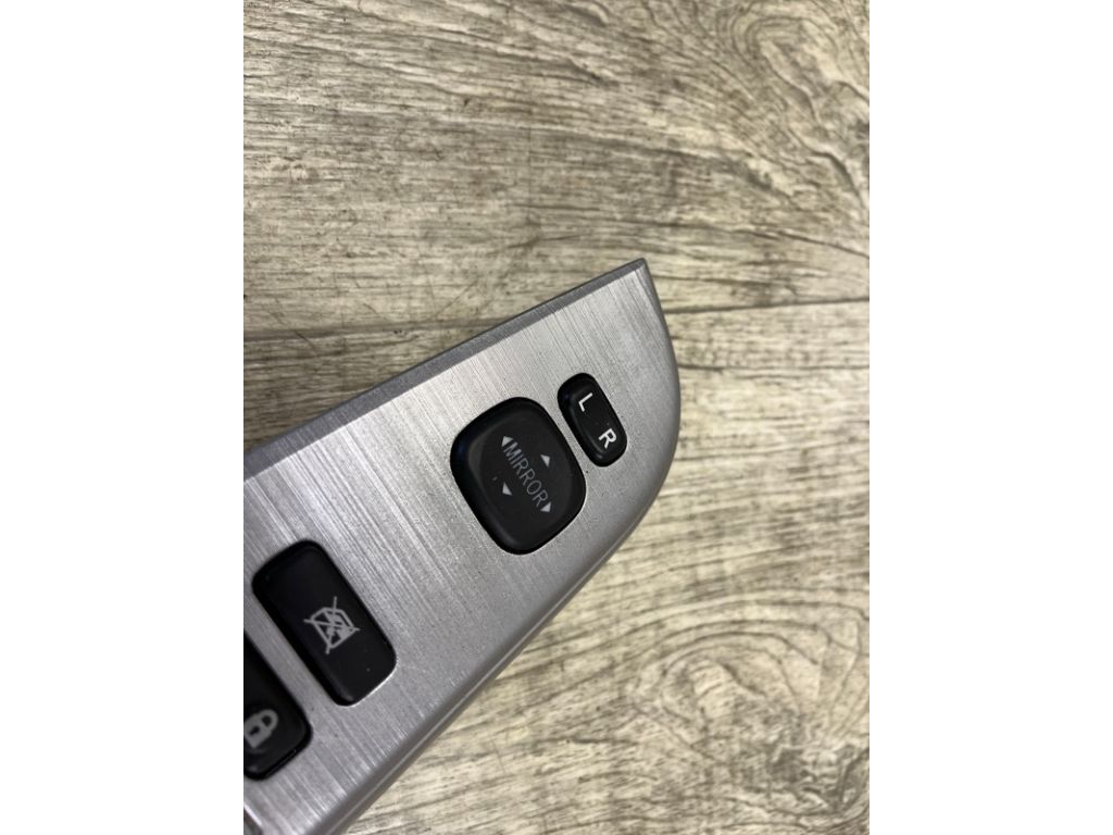 84820-06061 | Блок керування склопідіймачами TOYOTA CAMRY 50 12-15 - Фото 3