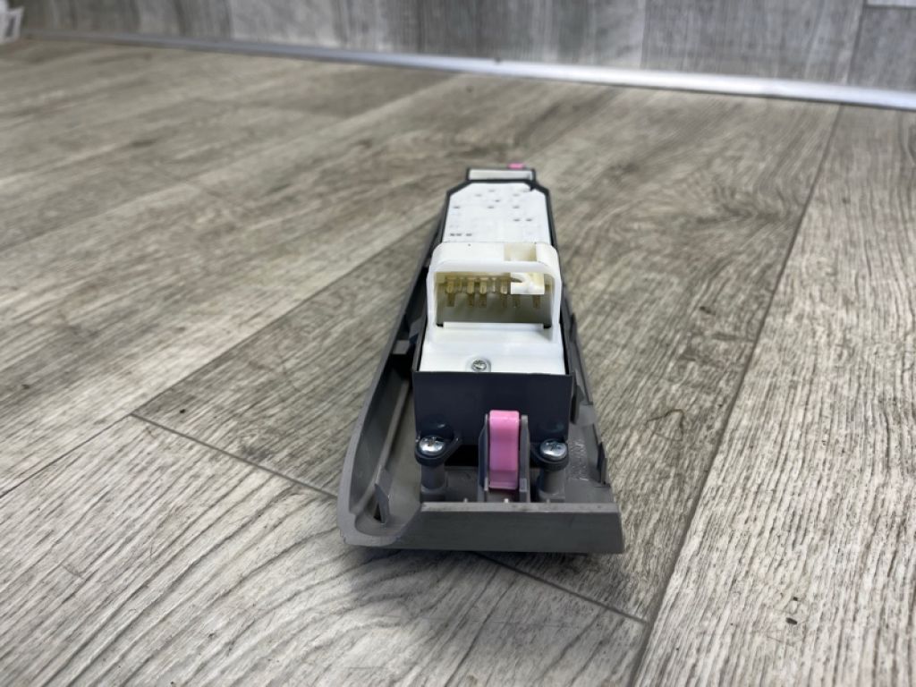 84820-06061 | Блок керування склопідіймачами TOYOTA CAMRY 50 12-15 - Фото 6